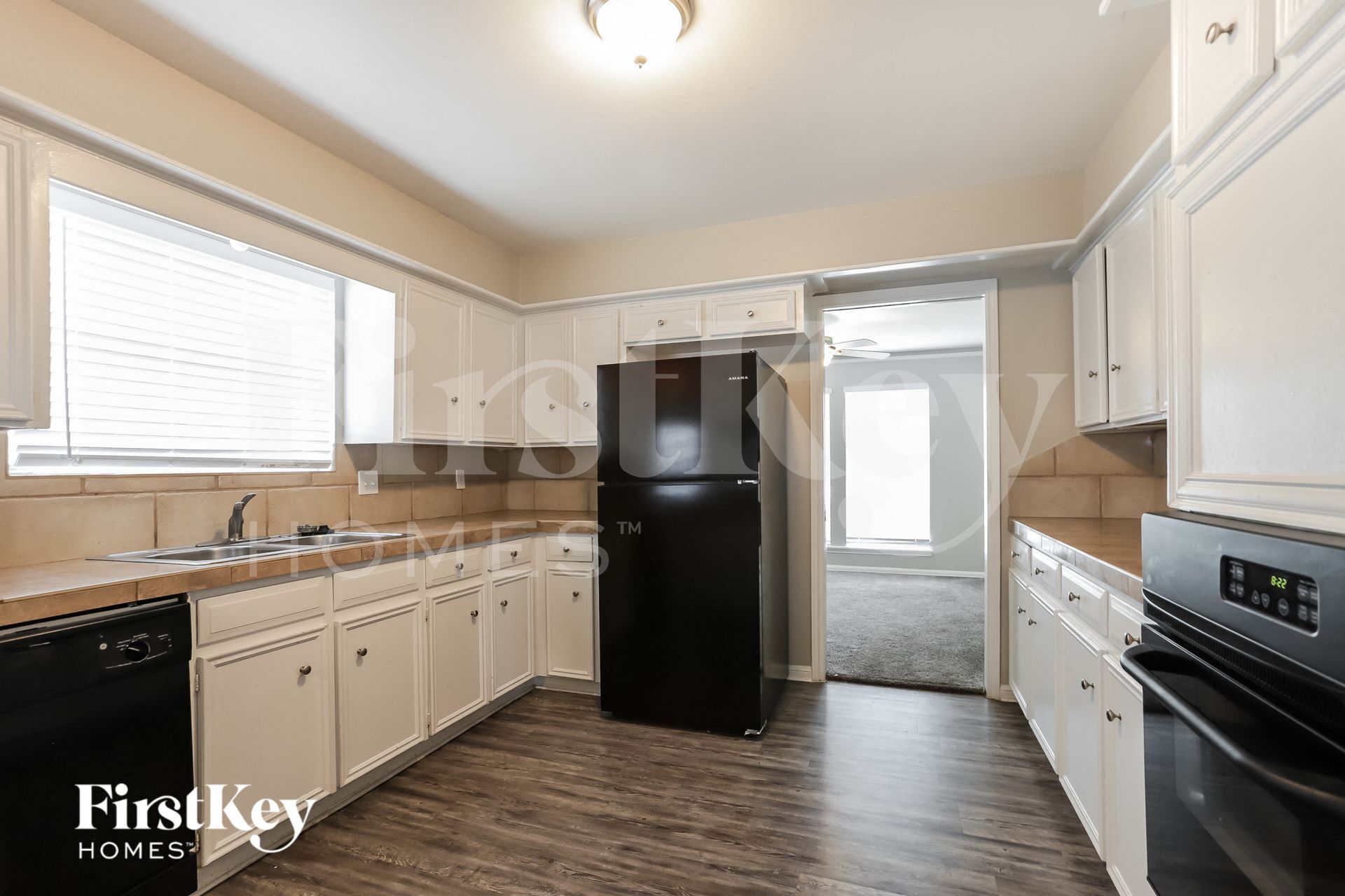 Building Photo - 17415 Rustic Pine Trail