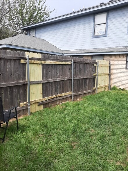 Building Photo - 1106 Shanarae Cir
