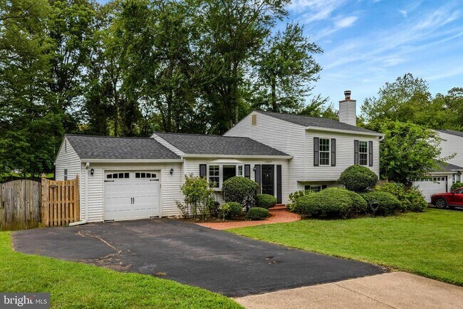 Building Photo - 12607 Glenbrooke Woods Dr
