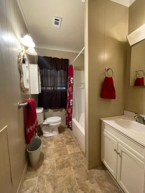 Bathroom - 2116 Second St