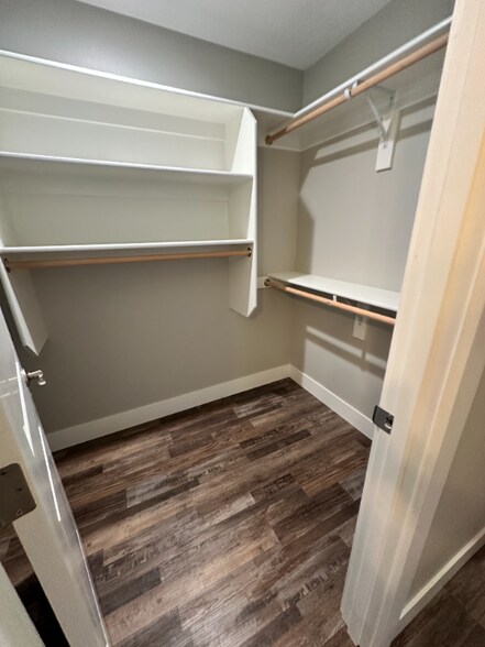 Building Photo - 325 N Wynoochee Dr SW