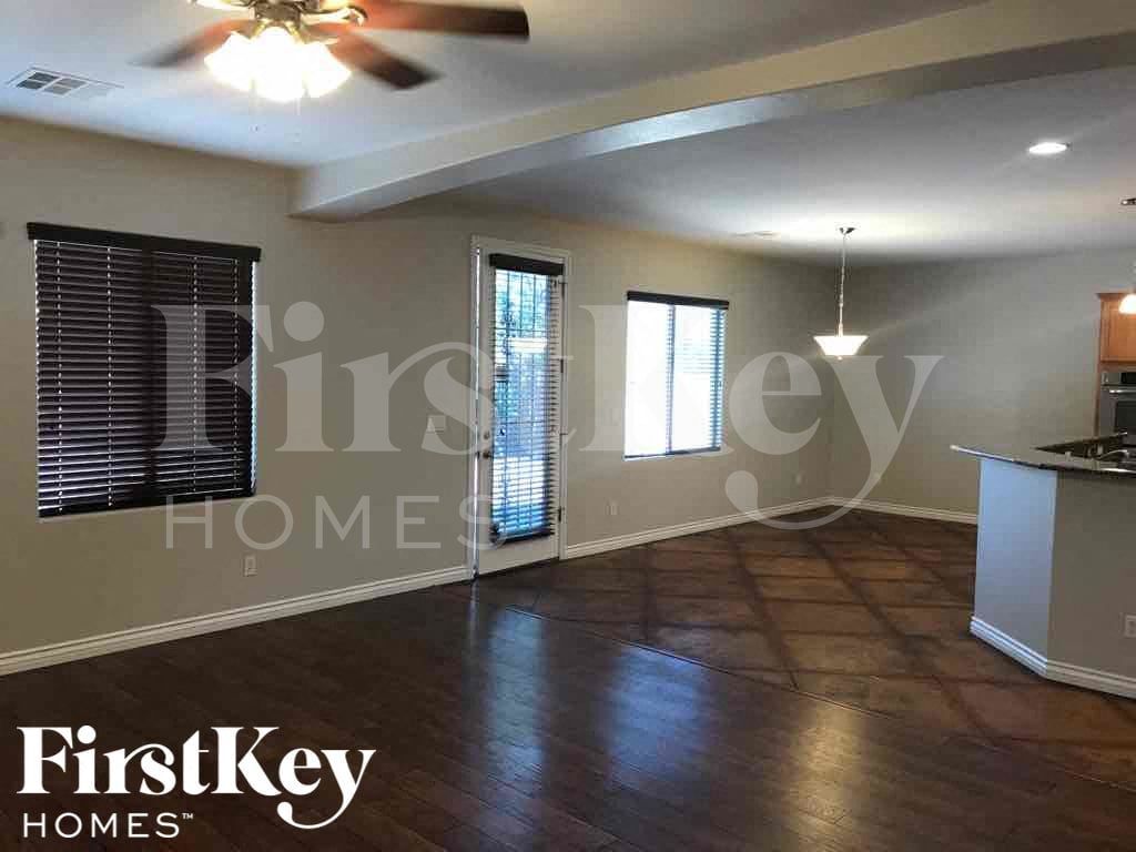 Building Photo - 28 Delighted Ave