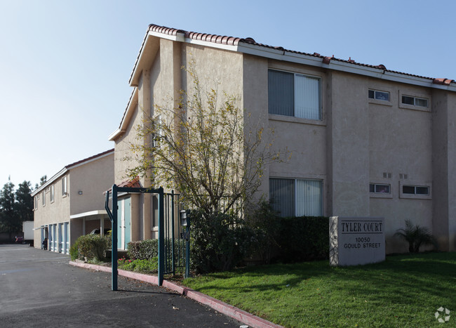 Building Photo - Tyler Court Apartments