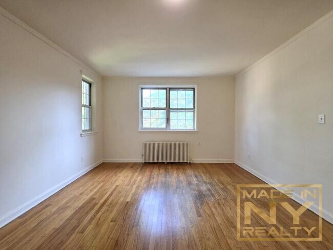 Building Photo - 1 bedroom in Kew Garden Hills NY 11367