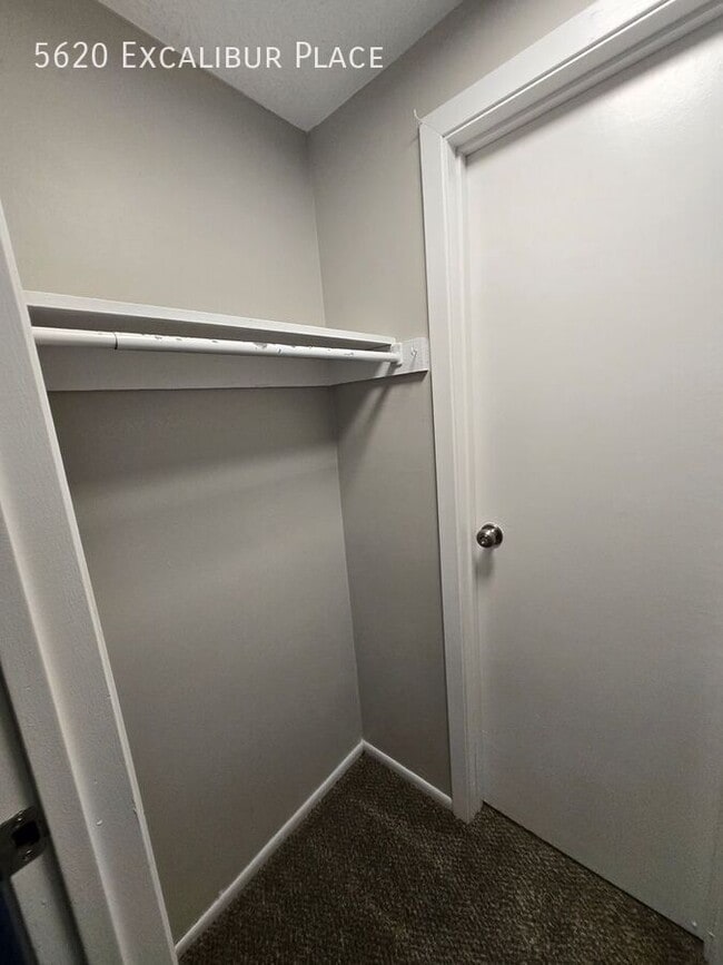 Building Photo - 5620 Excalibur Pl