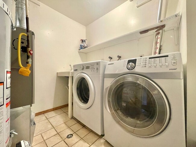 Building Photo - Great House for Rent