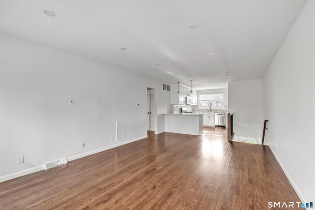 Building Photo - 245 Unquowa Rd