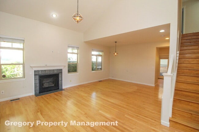 Building Photo - 15720 NE 95th Way