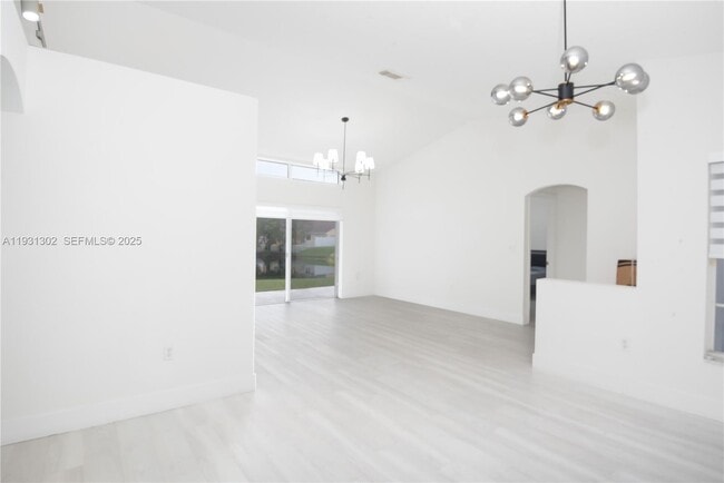 Building Photo - 1901 SW 129th Terrace