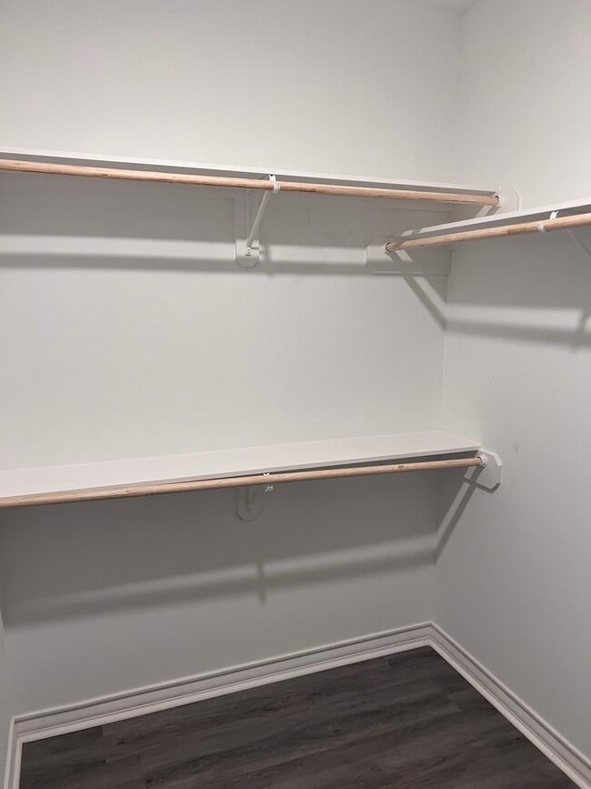 Building Photo - 312 W Watson St