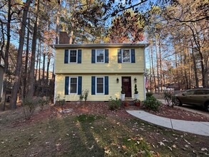 Building Photo - Updated 3BD, 2.5BA Raleigh Home with Modern Finishes and Fenced Yard in a Prime Location