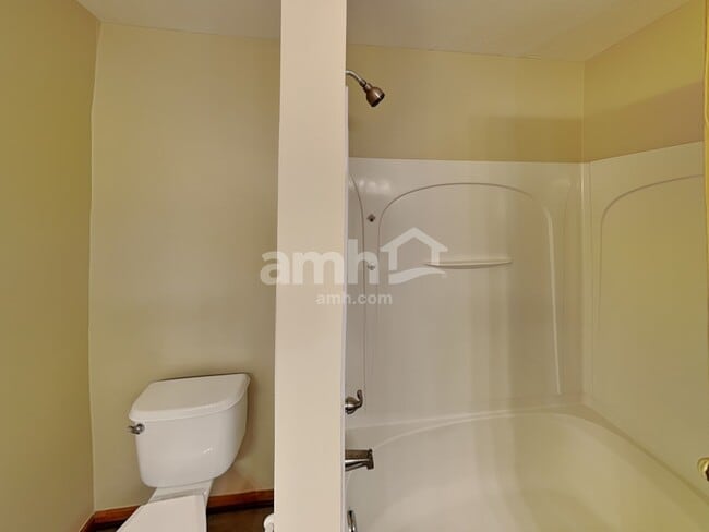 Building Photo - 160 Whittington Pl