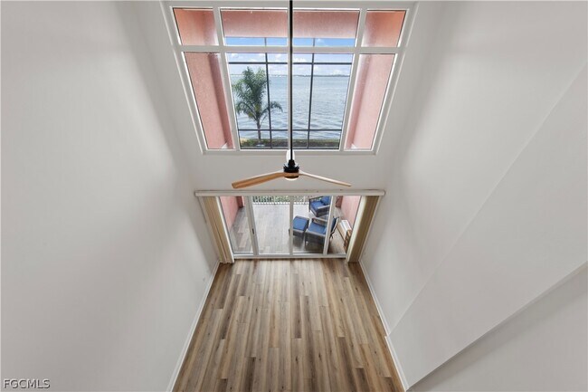 Building Photo - 2745 First St