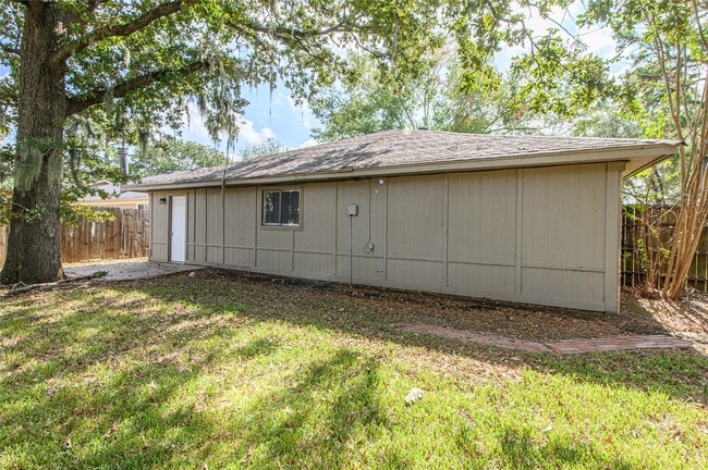 Building Photo - 5519 Fallengate Dr