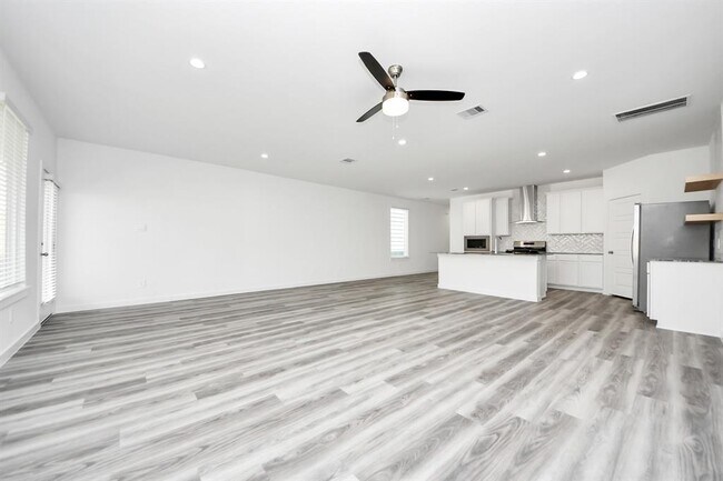 Building Photo - 2941 Amherst Mdw Ln