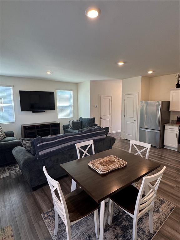 Building Photo - 1060 Paddington Dr