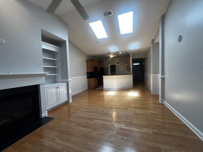 Building Photo - 1262 Greensview Cir