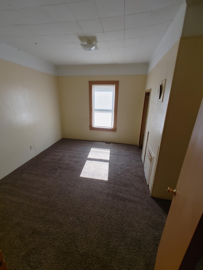 Building Photo - 804 Jenkins St