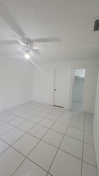 Building Photo - 6882 NW 173rd Dr