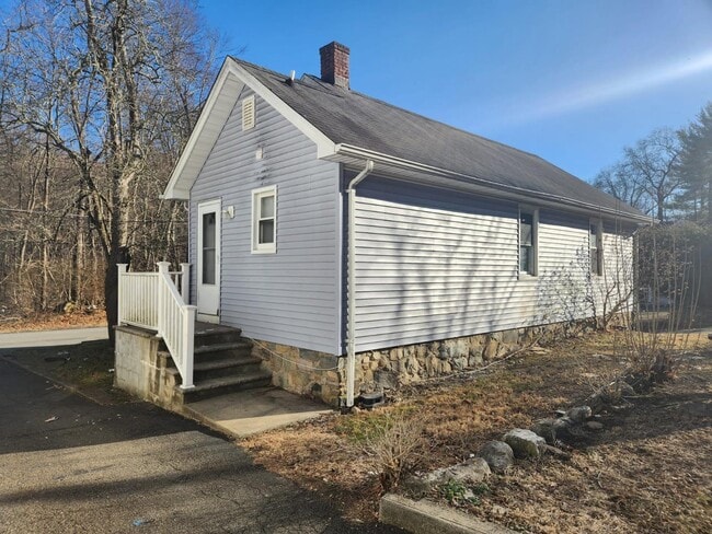 Building Photo - 24 Hamilton Ave