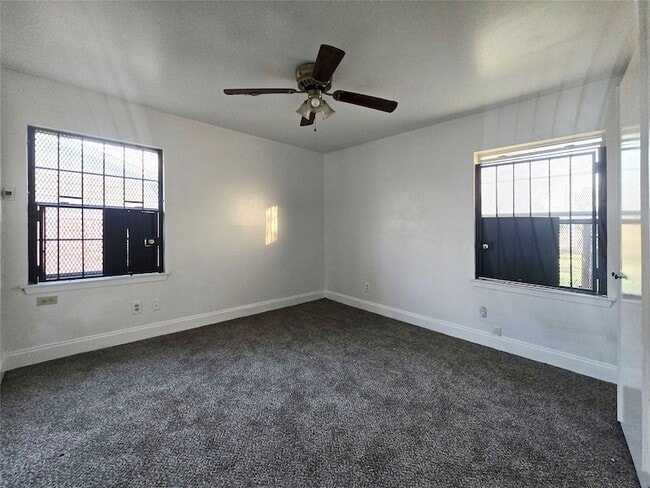 Building Photo - 514 Highfall Dr