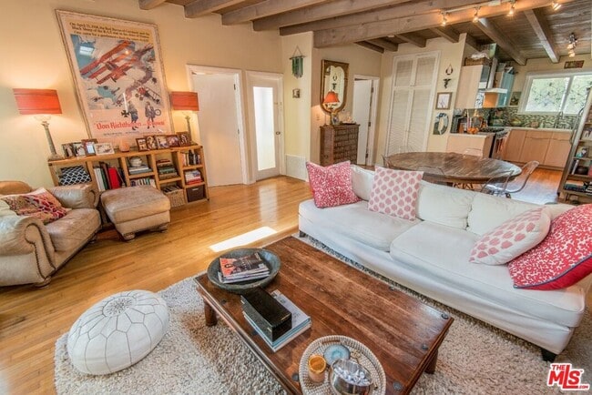 Building Photo - 1342 Miller Dr