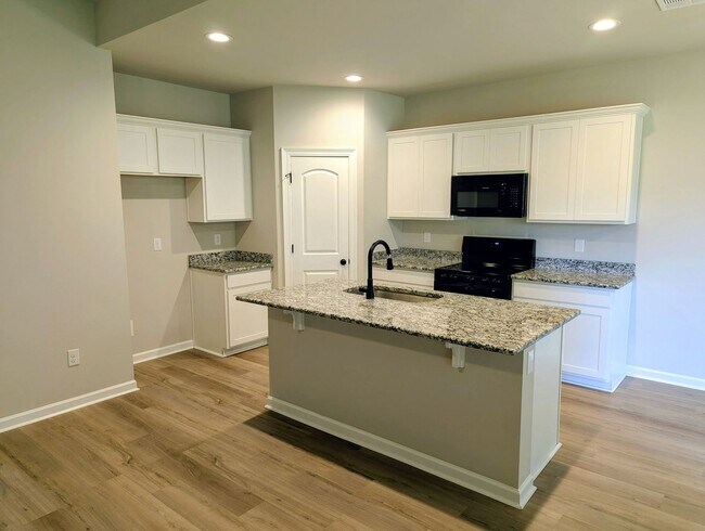Building Photo - 136 Segovia Wy