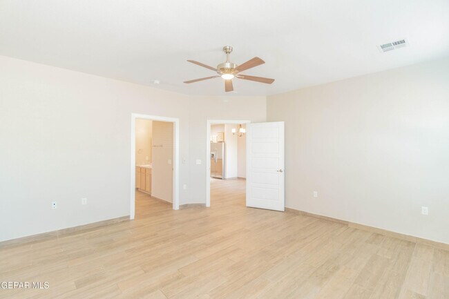 Building Photo - 14993 Eddie Mullens Ct