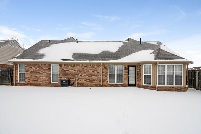 Building Photo - 8052 Mary Payton Dr