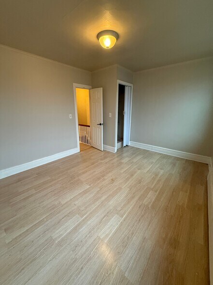 Building Photo - 6316 Marsden St