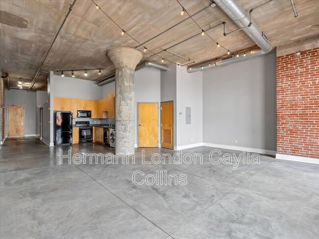 Building Photo - 1601 Washington Ave