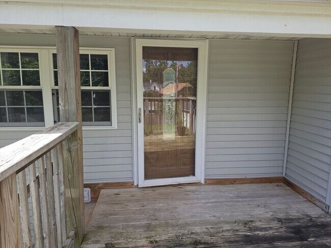 Building Photo - 2 bedroom unit in Berrien Springs
