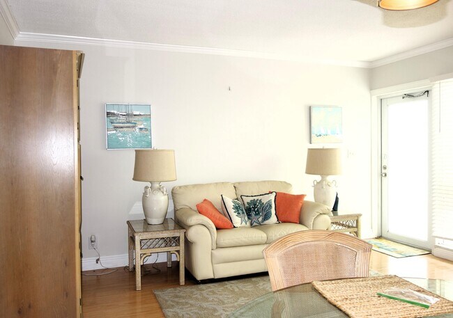 Building Photo - 2020 Terra Mar Dr