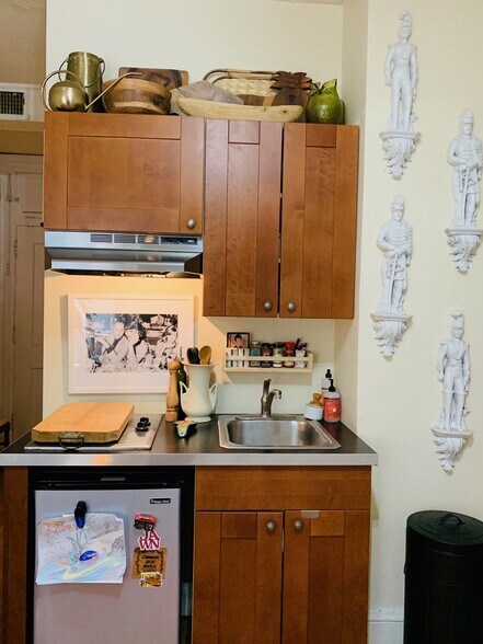 Building Photo - 1324 Locust St