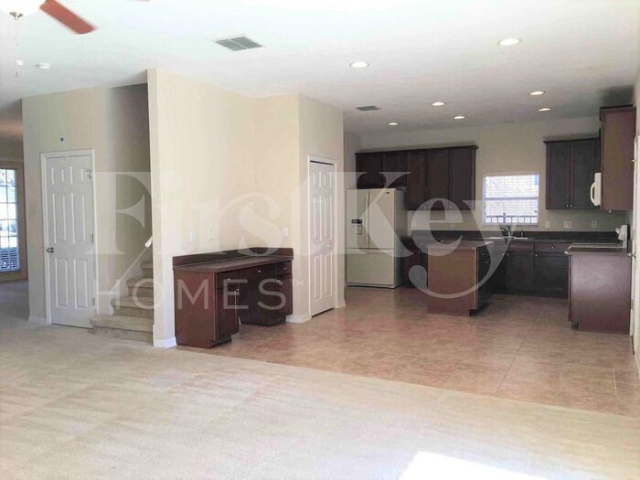 Building Photo - 5457 Gemgold Ct