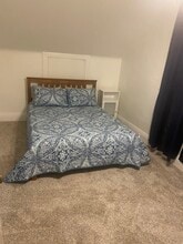 Building Photo - 589 E Losey St