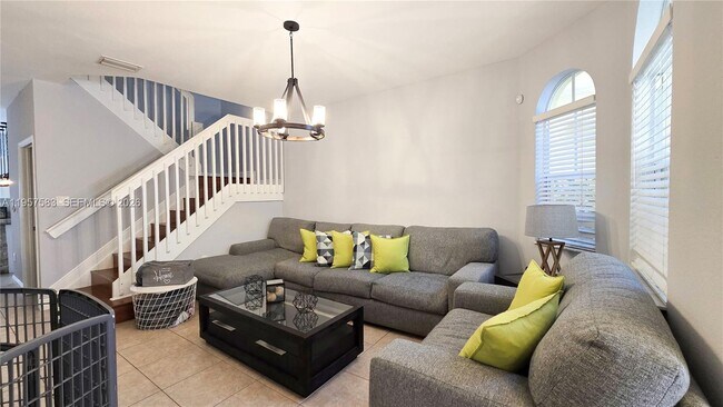 Building Photo - 5109 SW 141st Ave