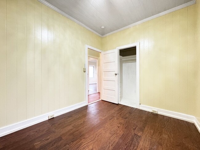 Building Photo - 2322-ST