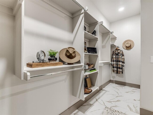 Building Photo - 2548 NW 131st St