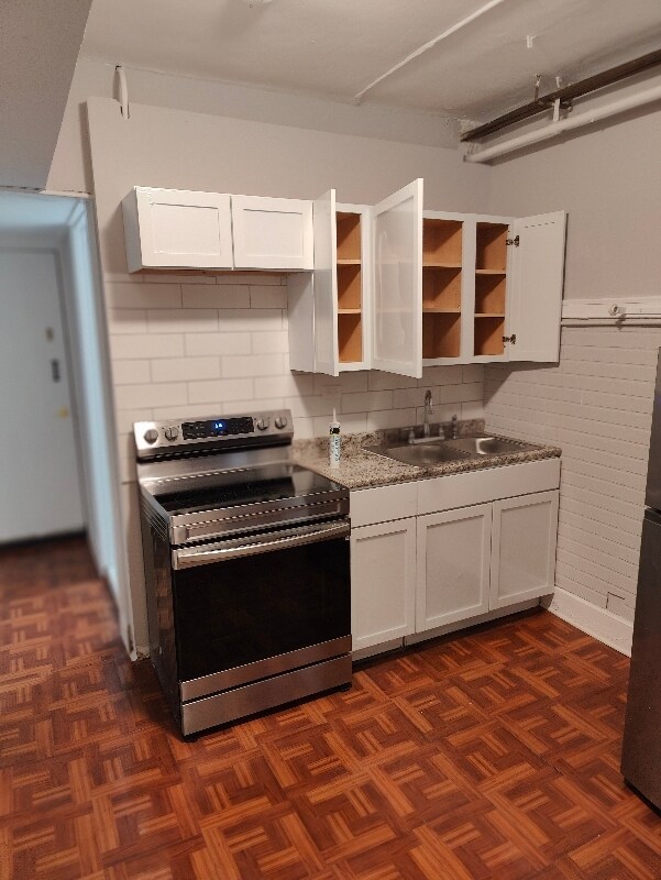 Building Photo - 1221 S Avers Ave