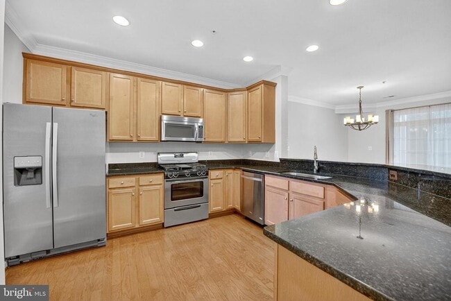 Building Photo - 44063 Vaira Terrace