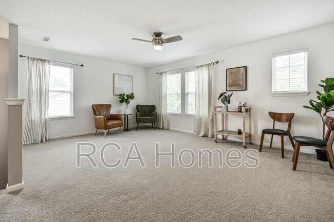 Building Photo - 8189 Admirals Landing Pl