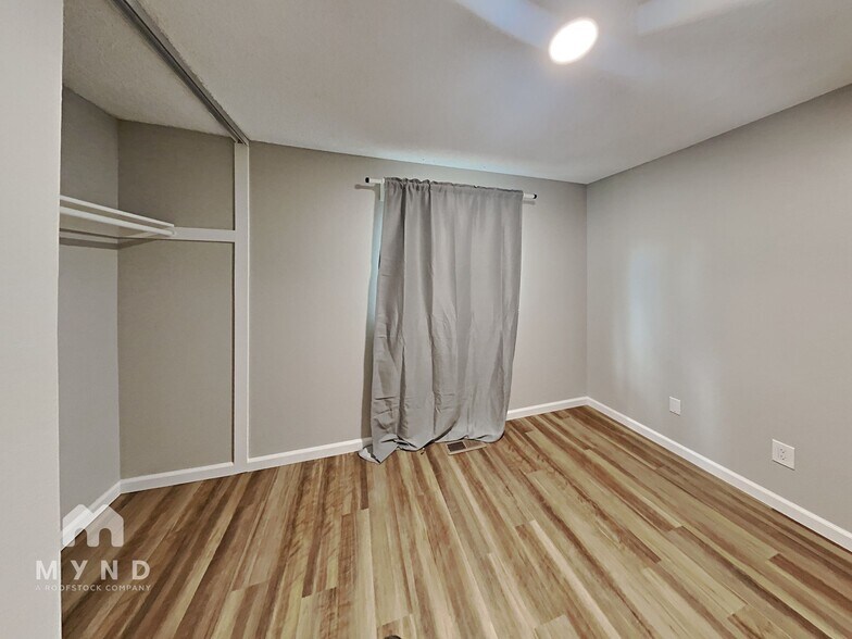 Building Photo - 13095 Kernite St