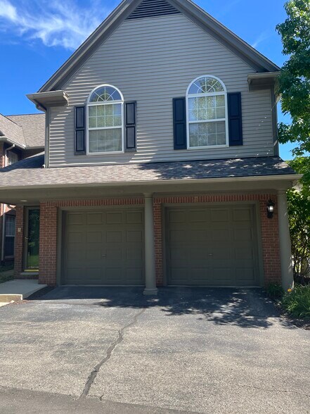Building Photo - 28167 Carlton Way Dr