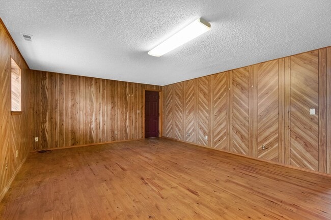 Building Photo - 12405 Bethel Blacktop Rd