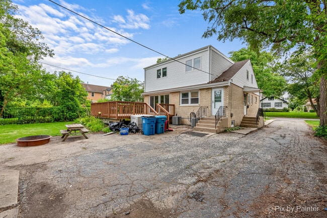 Building Photo - 4525 Saratoga Ave