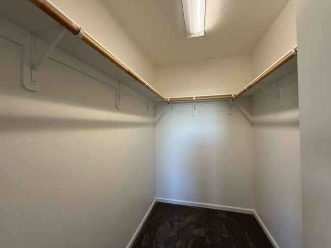 Building Photo - 2485 Makenna Dr