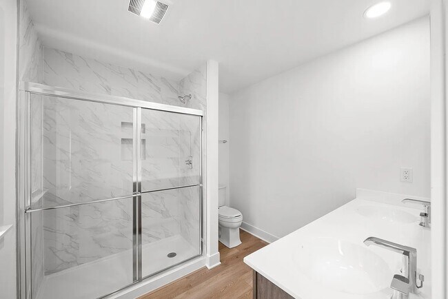 Building Photo - 3029 Howell Aly