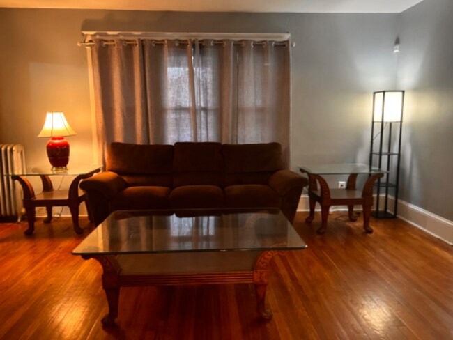 Building Photo - 64-66 Knollwood St