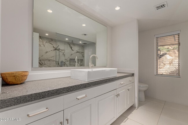 Building Photo - 3001 Ironwood Rd